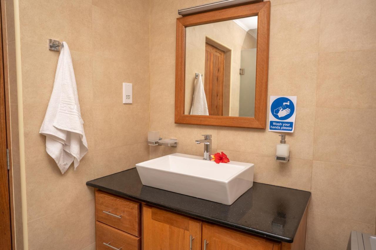 Kolibri Holiday Apartments Victoria Luaran gambar